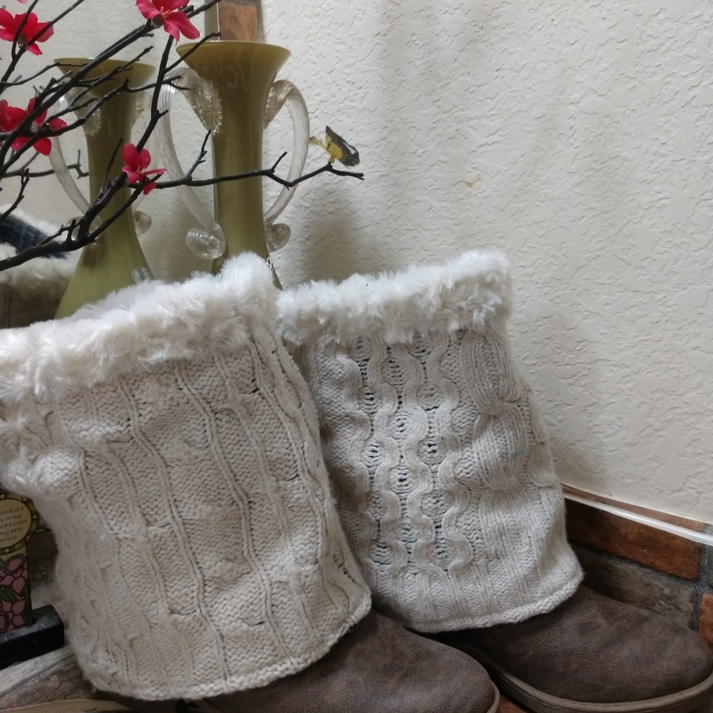 Hugs Pocketed Boot Covers